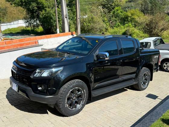 CHEVROLET S10 2.8 16V TURBO DIESEL HIGH COUNTRY CD 4X4 AUTOMÁTICO